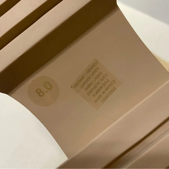 Steve Madden Womens Size 8 Chelsea Boots Beige Hesitant Round Toe Block Heel - Picture 9 of 9